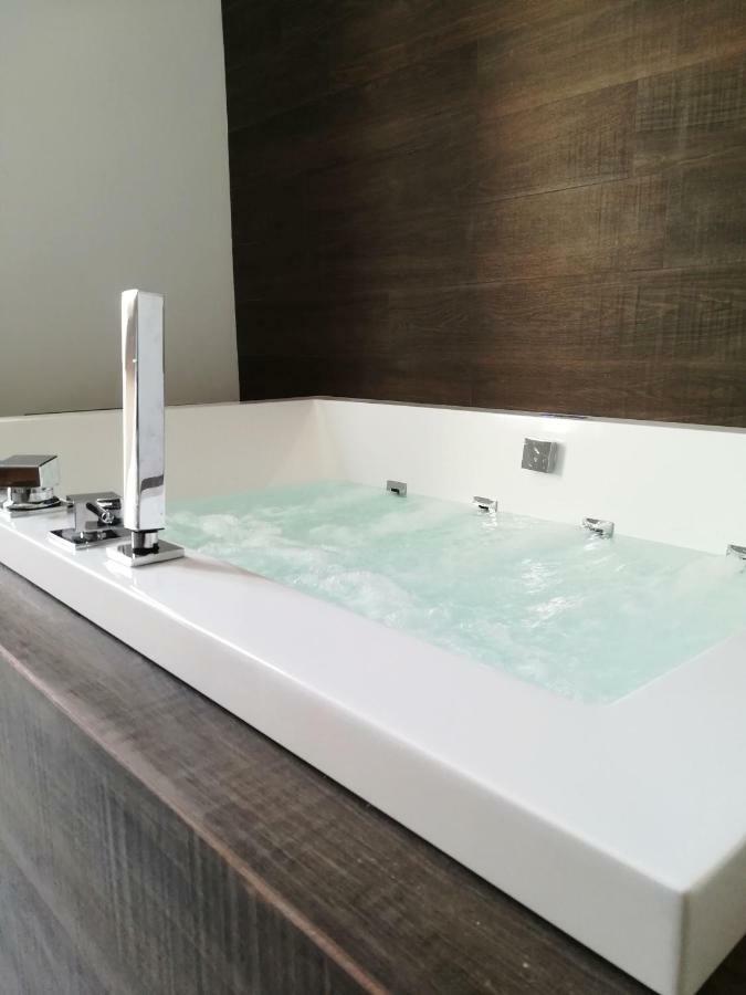 레체 Palazzo San Lazzaro B&B 외부 사진